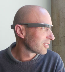 lorenzo-google-glass.jpg