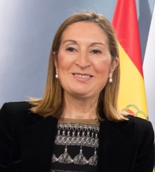 ana-pastor-banderaespana.jpg