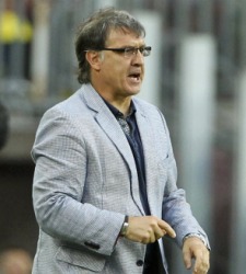 Martino-ordenes-clasico-2013-reuters.jpg