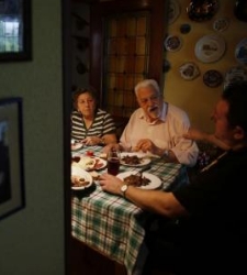 repor-reuters-225x250.jpg