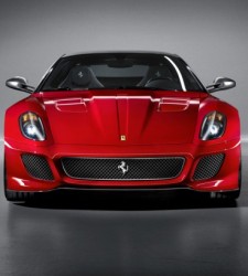 <b>Empeñar el Ferrari</b>, la última tendencia entre los ricos para obtener liquidez
