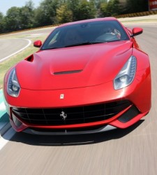 <b>Ferrari</b> gana un 23% más en los nueve primeros meses del año con 178,8 millones