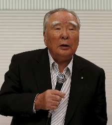 osamu-suzuki.jpg