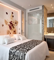 hotel.-