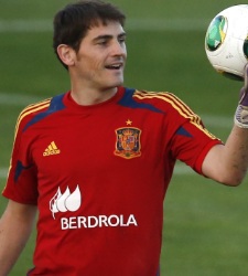 casillas-entreno-seleccion-reuters.jpg