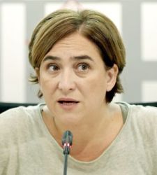 colauprota.jpg
