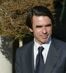 aznar-calle-efe.jpg