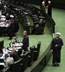 parlamentoirani-reuters.jpg