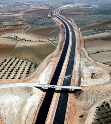 ferrovialautovia.jpg