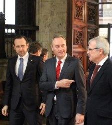 FabraBauzaValcarcel225gl.jpg