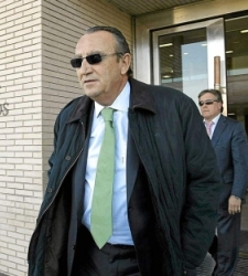 carlosfabra225.jpg