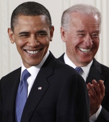 biden_obama_risa.jpg