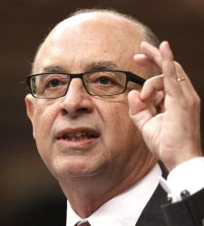 montoro-dedo.jpg