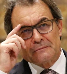mas-artur-pensativo.jpg