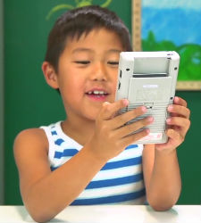 game-boy-nino.jpg