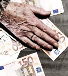 jubilado-billetes.jpg