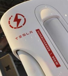 tesla_supercargador_reuters.jpg