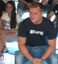 zaryn-dentzel-tuenti.jpg