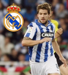Illarramendi-escudo-realmadrid-2013-efe.jpg