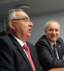 AnecoopJuanSafontyJoanMir225gl.jpg