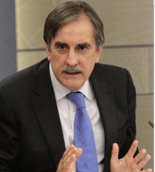 valeriano gomez