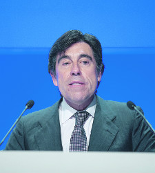 manrique-sacyr-225250.jpg