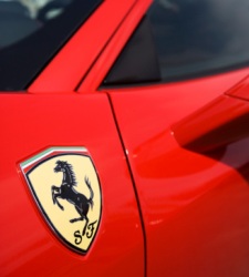 Ferrari-225.jpg