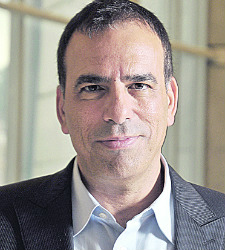 amos_genish-665400.jpg