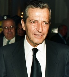 adolfo-suarez-traje.jpg