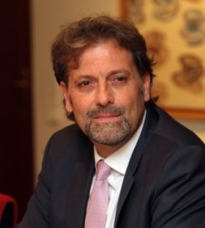 SantiagodeSantosSGR225gl.jpg