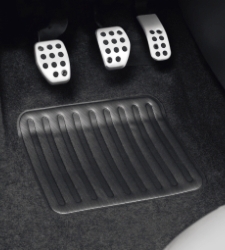 pedales_aluminio_peugeot_208.jpg
