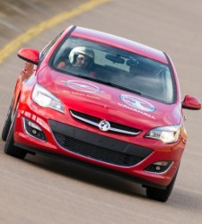 opel_astra_diesel_record.jpg