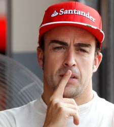 alonso-medita-2013.jpg