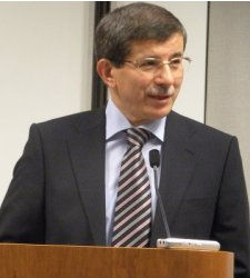 davutoglu.jpg