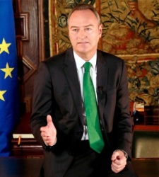 FabraMensajeFin2013225.jpg