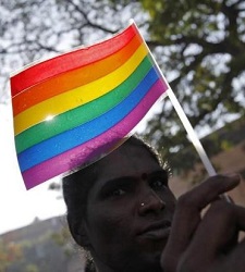 india-banderagay225-reuters.jpg