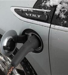 ¿Cómo influyen el frío y el calor al coche eléctrico? Su autonomía cae hasta un 60%