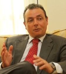 SalvadorNavarro225gl.jpg