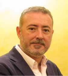 juancarlosroblesint.jpg