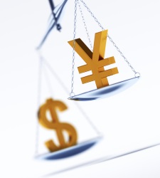 yuan-dolar-guerra.jpg