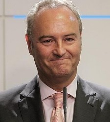 albertofabraAlberto225.jpg