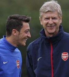 wenger-ozil.jpg