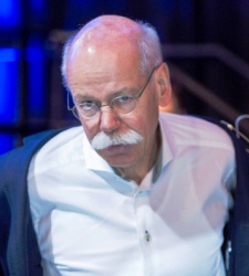 zetsche_daimler_bloomberg.jpg