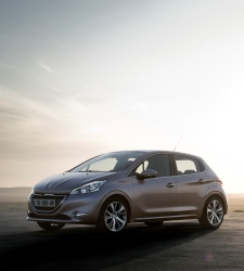 peugeot_208.jpg