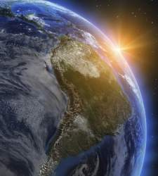america-planeta.jpg