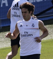 Kaka-entreno-2013-efe.jpg