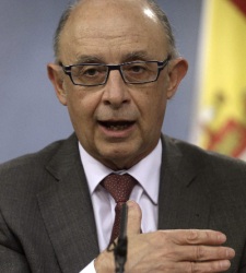 montoro-mano-pecho.jpg