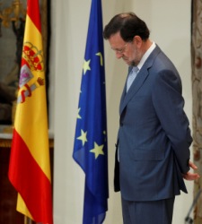 Rajoy-banderas.jpg