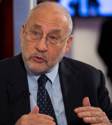 stiglitz-joseph-bloomberg.JPG