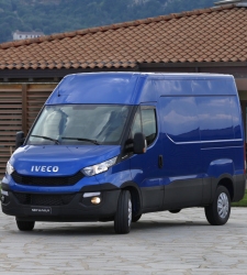 iveco_daily_2014_02.jpg